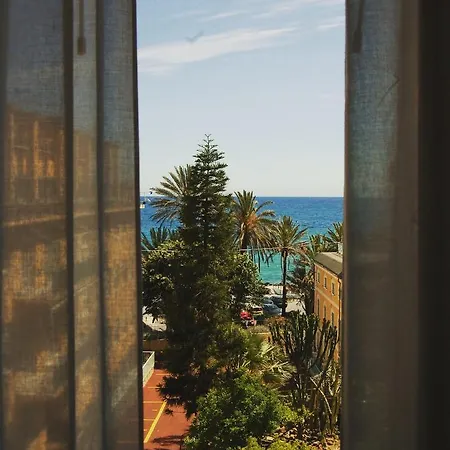 Hotel Sophia 3*
