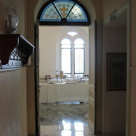Sophia Hotel 3*